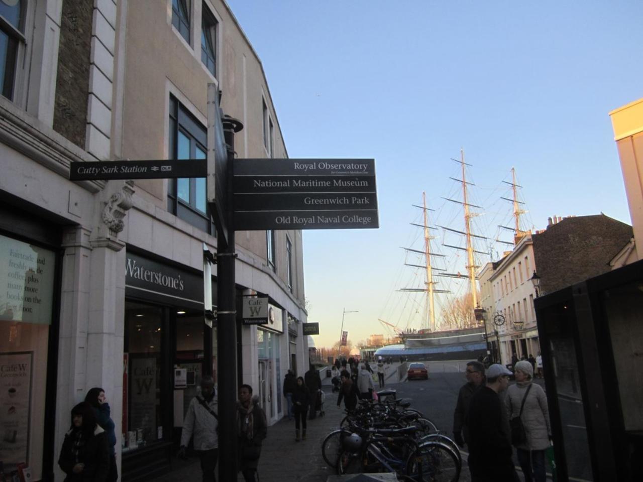 Modern Large 2bed Cutty Sark Greenwich Close To Canary Wharf - Great Transport Links *